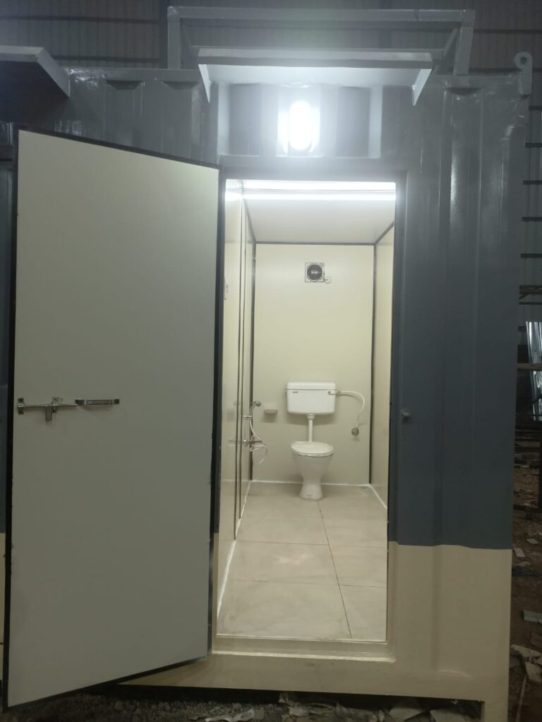 toilet cabin 9